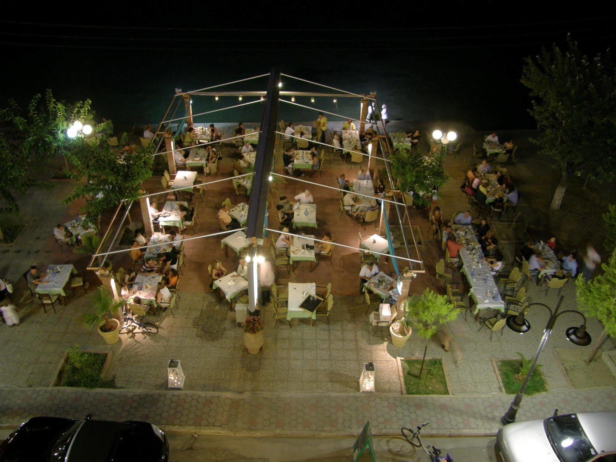 Selianítika Hotel Kiani Akti מראה חיצוני תמונה